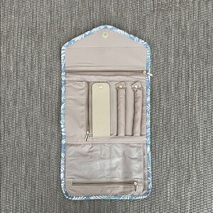 BAGSMART Softsided Blue and White travel jewelry case